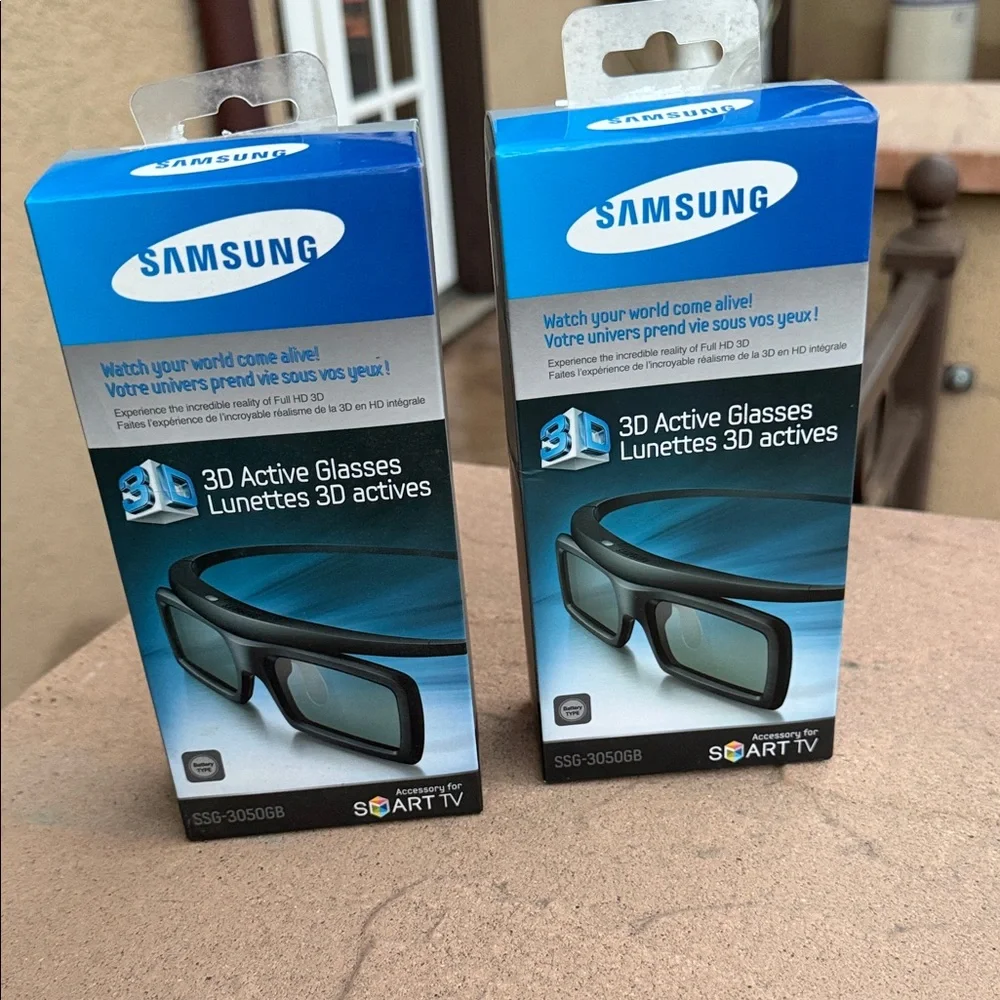 Samsung 3D Active Glasses in Blue Packaging